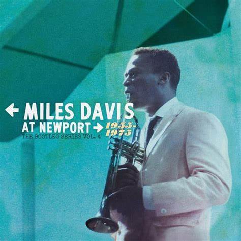 Miles Davis - Miles At Newport 1955-1975 (The Bootleg Series Vol. 4) (Deluxe Edition, 180 Gram Black Vinyl Boxset) [Import] (8 Lp)
